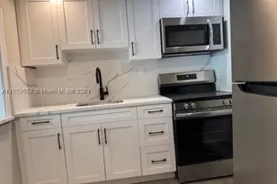 5401 Collins, Miami Beach, FL 33140 - Photo 28
