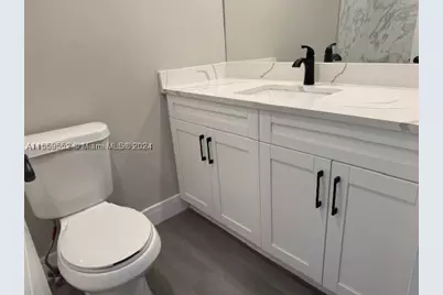 5401 Collins #209, Miami Beach, FL 33140 - Photo 22