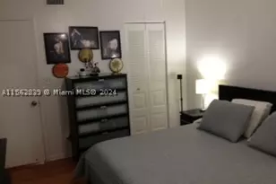 8160 Geneva, Doral, FL 33166 - Photo 6