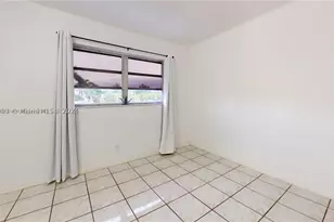 580 Egret, Hallandale, FL 33009 - Photo 22