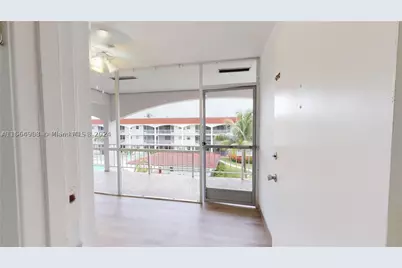 580 Egret #302, Hallandale, FL 33009 - Photo 14