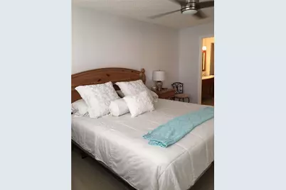 580 Egret #302, Hallandale, FL 33009 - Photo 2