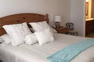 580 Egret, Hallandale, FL 33009 - Photo 2