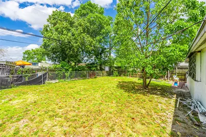 73 E 47th, Hialeah, FL 33013 - Photo 16