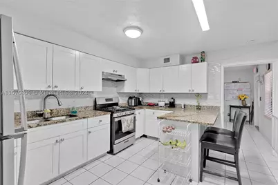 73 E 47th, Hialeah, FL 33013 - Photo 4