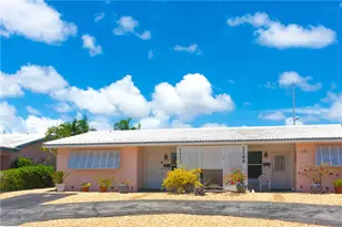 11930 NE 19th, North Miami, FL 33181 - Photo 32