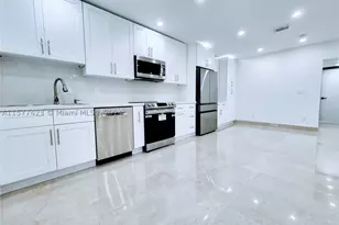 11930 NE 19th, North Miami, FL 33181 - Photo 2
