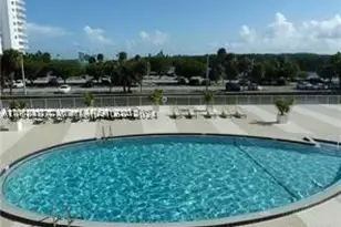 400 Kings Point, Sunny Isles Beach, FL 33160 - Photo 18