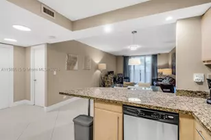 2301 Collins, Miami Beach, FL 33139 - Photo 26