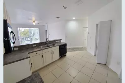1945 Marsh Harbor #1945, Riviera Beach, FL 33404 - Photo 2