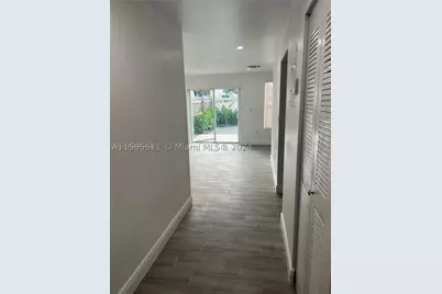 2050 SW 122nd #22, Miami, FL 33175 - Photo 2