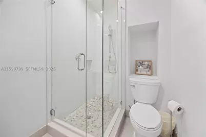 [Address not provided], Hallandale Beach, FL 33009 - Photo 38