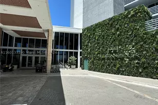 16385 Biscayne, North Miami Beach, FL 33160 - Photo 2