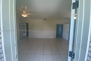 1739 SW 28th, Fort Lauderdale, FL 33312 - Photo 6