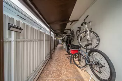 875 E 29th, Hialeah, FL 33013 - Photo 20