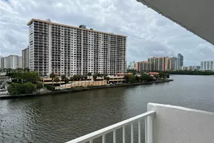 4000 NE 170th, North Miami Beach, FL 33160 - Photo 2