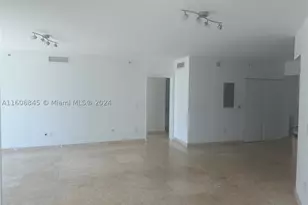 350 S Miami, Miami, FL 33130 - Photo 4