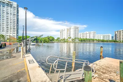 2780 NE 183rd #1601, Aventura, FL 33160 - Photo 28