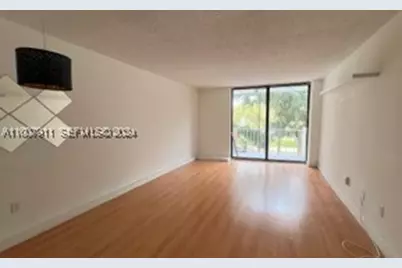 2350 NE 135th #212, North Miami, FL 33181 - Photo 2