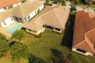 21301 NE 38th, Aventura, FL 33180 - Photo 28