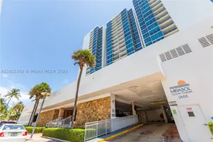 2655 Collins, Miami Beach, FL 33140 - Photo 8