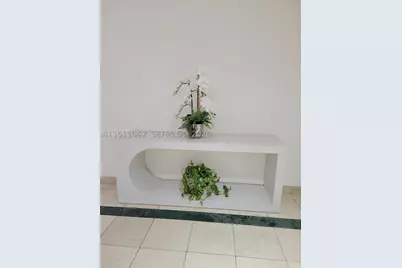 2655 Collins #2302, Miami Beach, FL 33140 - Photo 38