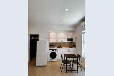 642 Michigan #6, Miami Beach, FL 33139 - Photo 2