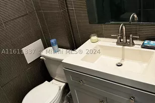642 Michigan, Miami Beach, FL 33139 - Photo 8