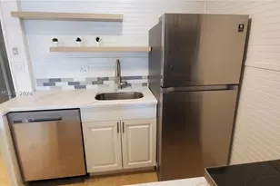 2000 NE 51st, Fort Lauderdale, FL 33308 - Photo 8