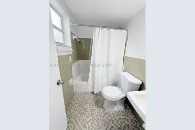 100 NE 78th #9, Miami, FL 33138 - Photo 14
