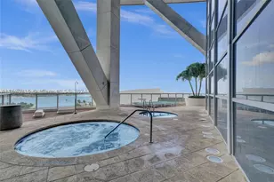 888 Biscayne, Miami, FL 33132 - Photo 34