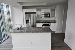 888 Biscayne, Miami, FL 33132 - Photo 16