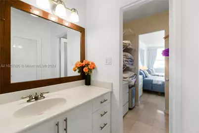 100 Lincoln #820, Miami Beach, FL 33139 - Photo 10