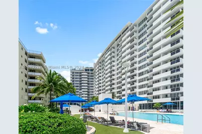 100 Lincoln #820, Miami Beach, FL 33139 - Photo 16