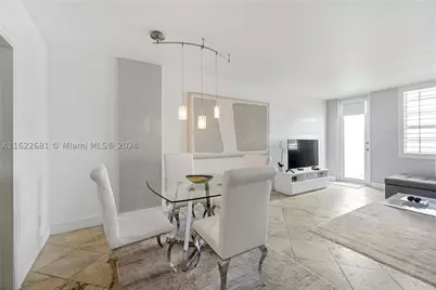 100 Lincoln #1422, Miami Beach, FL 33139 - Photo 8