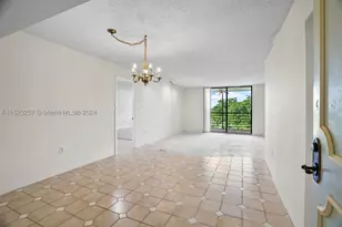1000 Saint Charles, Pembroke Pines, FL 33026 - Photo 6