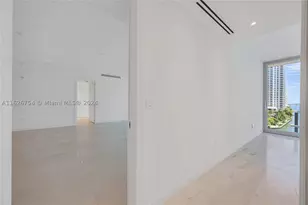 300 Biscayne Blvd, Miami, FL 33131 - Photo 20