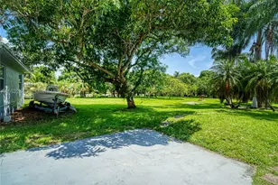 216 SW 6th, Hallandale Beach, FL 33009 - Photo 42