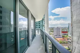 55 SW 9th, Miami, FL 33130 - Photo 8