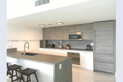 400 Sunny Isles #1019, Sunny Isles Beach, FL 33160 - Photo 2