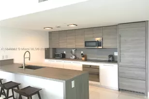 400 Sunny Isles, Sunny Isles Beach, FL 33160 - Photo 2