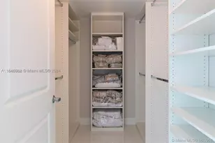 400 Sunny Isles, Sunny Isles Beach, FL 33160 - Photo 8