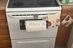 7304 SW 82nd, Miami, FL 33143 - Photo 8