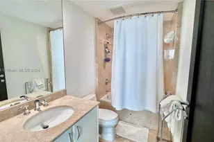1331 Brickell Bay, Miami, FL 33131 - Photo 24
