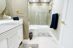100 Lincoln, Miami Beach, FL 33139 - Photo 18
