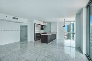55 SE 6th, Miami, FL 33131 - Photo 10