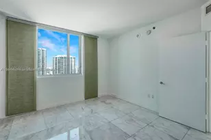 55 SE 6th, Miami, FL 33131 - Photo 16
