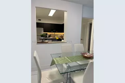 5151 Collins #629, Miami Beach, FL 33140 - Photo 8