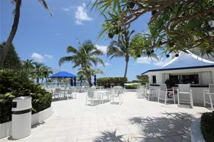 5151 Collins, Miami Beach, FL 33140 - Photo 32