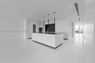 300 Biscayne Blvd, Miami, FL 33131 - Photo 20
